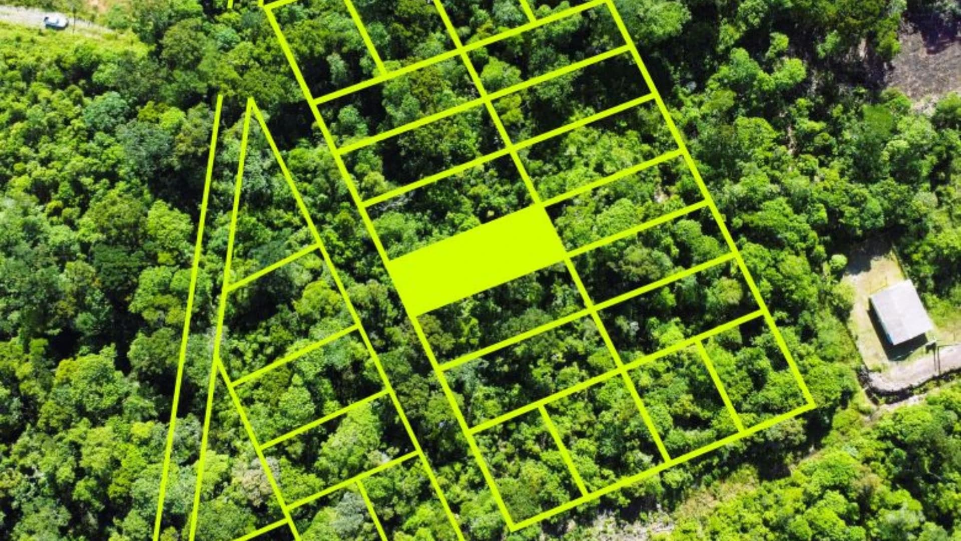 TERRENO PARA INVESTIMENTO COM 384m²