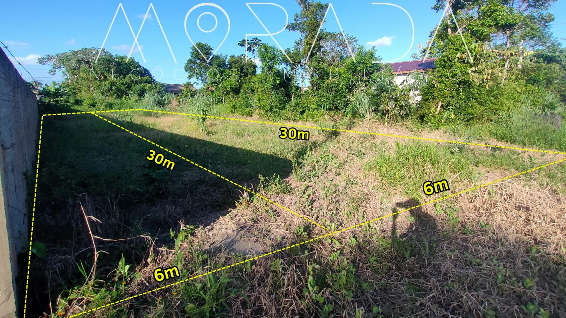 TERRENO LIMPO SEM VEGETAÇÃO - PRÓXIMO AO PORTO