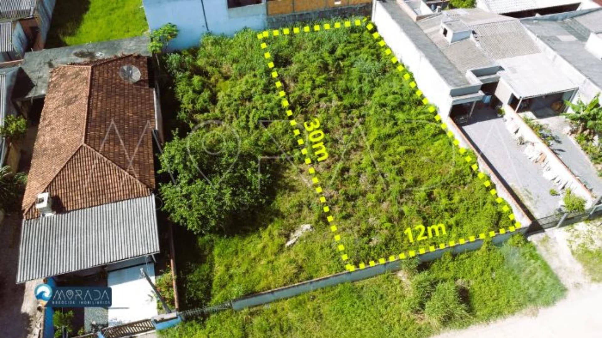 TERRENO NA REGIÃO CENTRAL COM 360m² MURADO