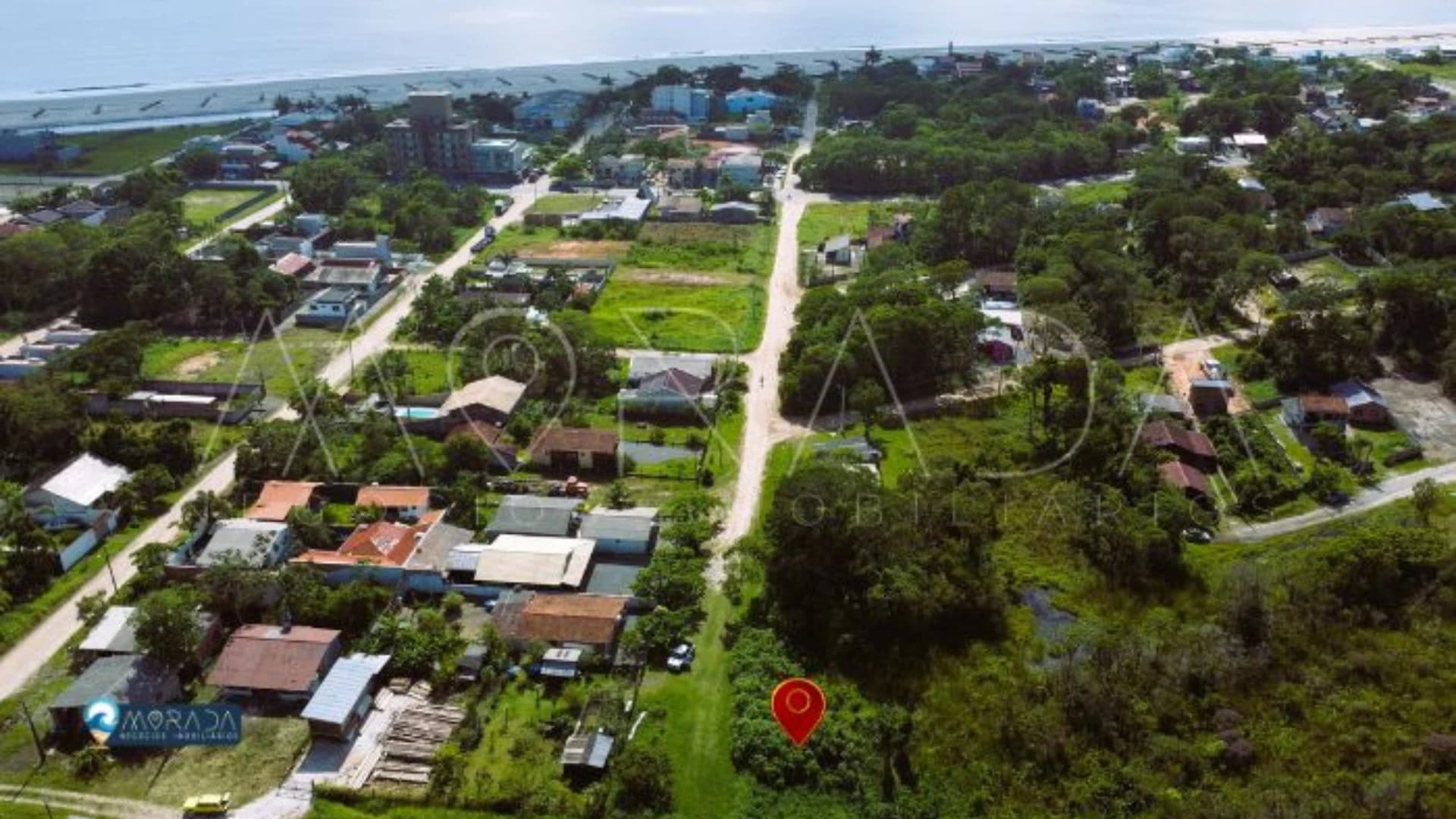 TERRENO COM 600m² A 490m DO MAR - ROSA DOS VENTOS
