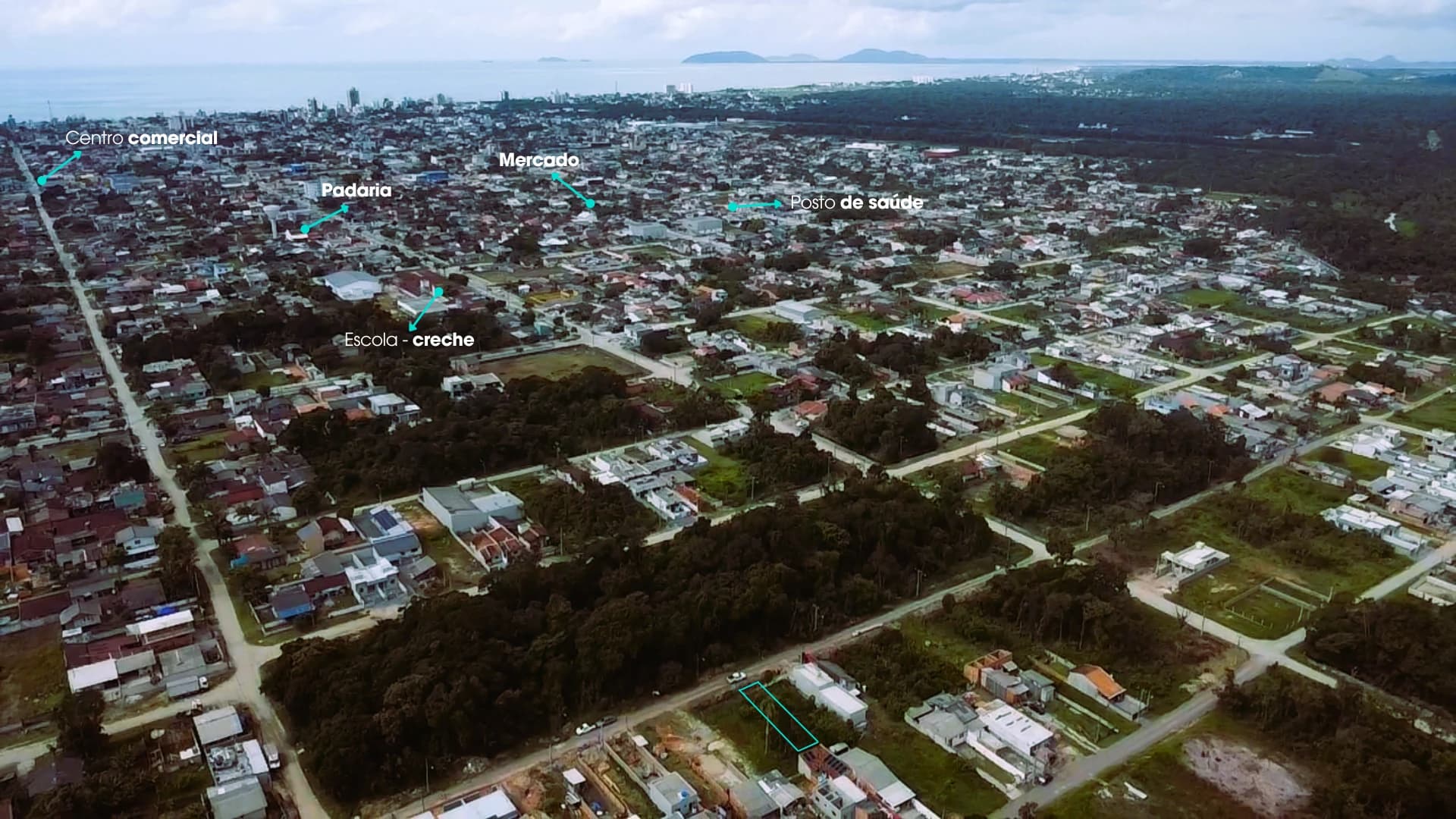 TERRENO 180m² PRÓXIMO AO CENTRO