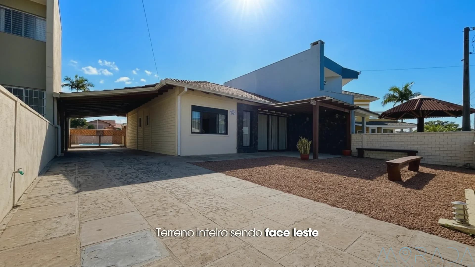 CASA FRENTE MAR AO LADO DA 3° PEDRA
