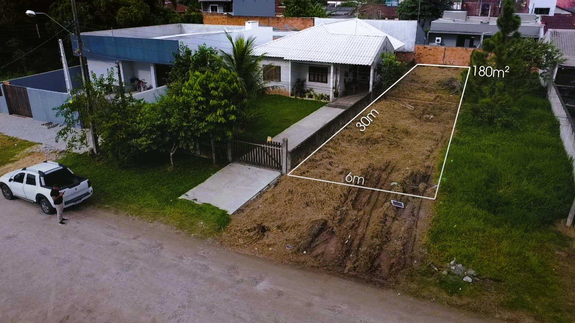 TERRENO NA REGIÃO CENTRAL - PERTO DE TUDO