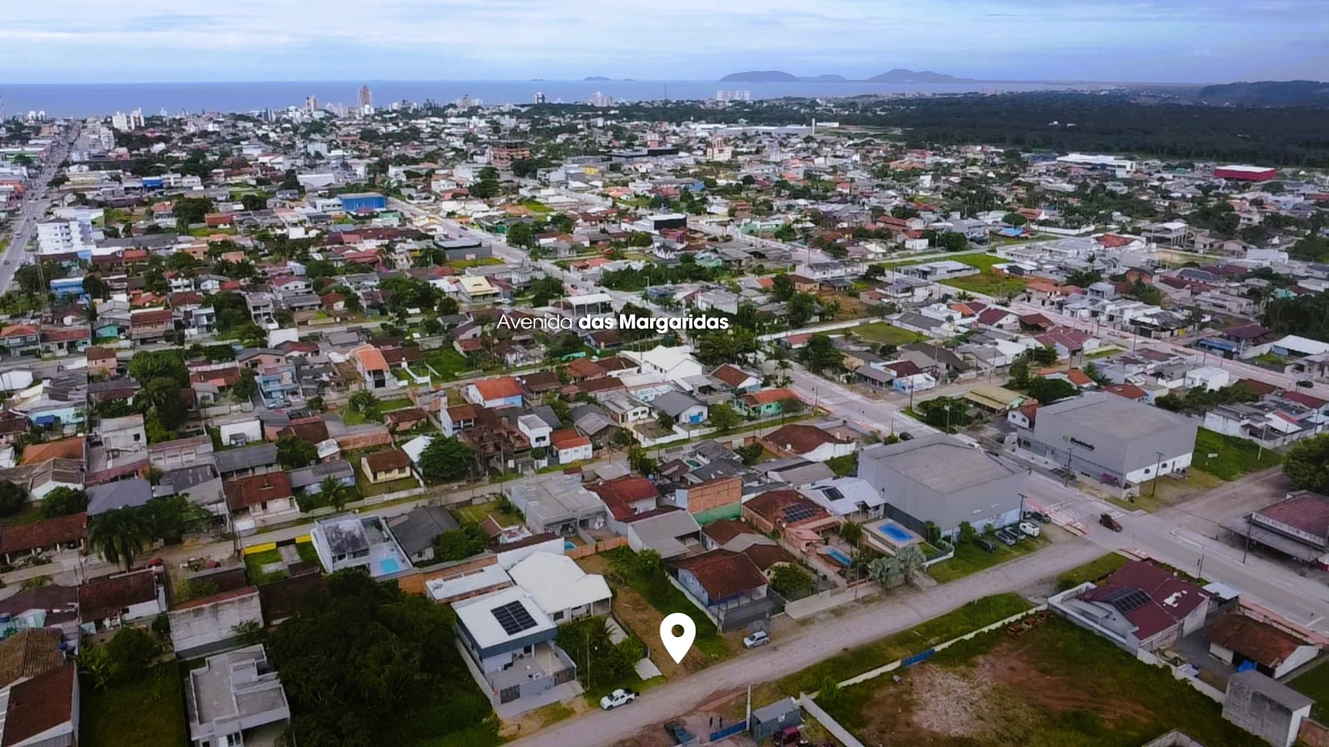 TERRENO NA REGIÃO CENTRAL - PERTO DE TUDO
