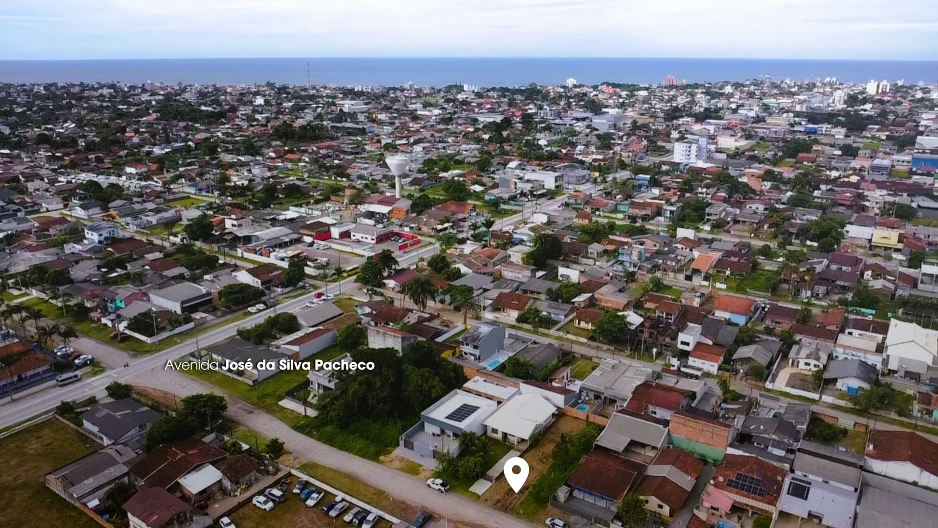 TERRENO NA REGIÃO CENTRAL - PERTO DE TUDO