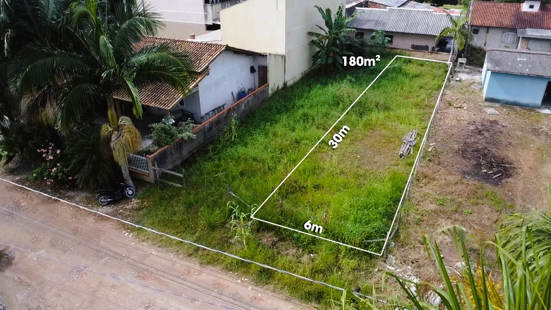 TERRENO PRONTO PARA CONSTRUIR NA REGIÃO CENTRAL 