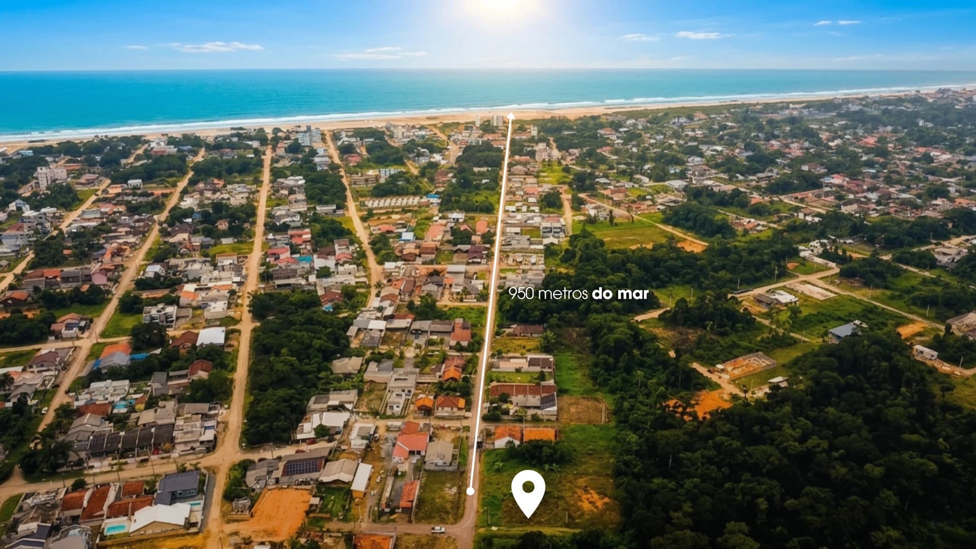 TERRENO DE ESQUINA PRONTO PARA CONSTRUIR A 950 METROS DO MAR