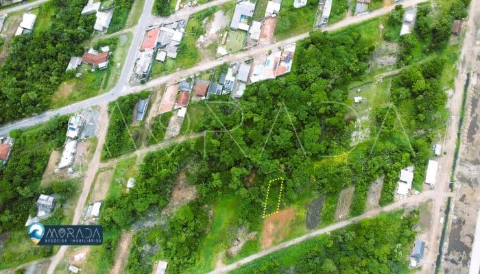 TERRENO A 400m DO MAR - OPORTUNIDADE PARA INVESTIMENTO