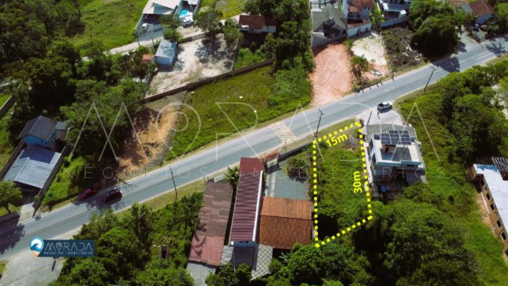 TERRENO DE FRENTE PARA AVENIDA COM 450m² – ROSA DOS VENTOS