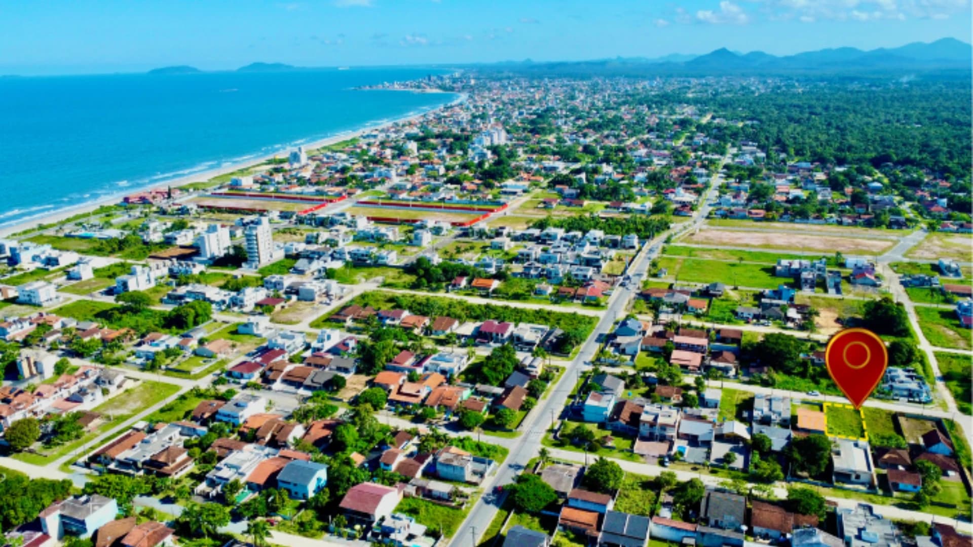 TERRENO PRONTO PARA CONSTRUIR A 600m DO MAR