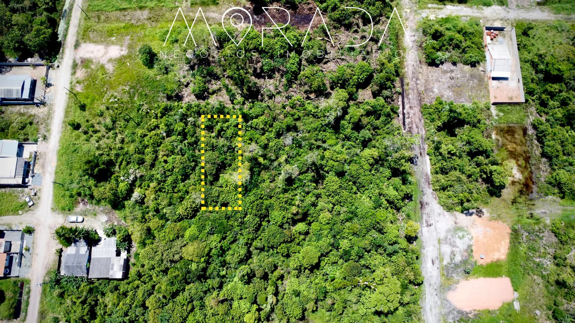 TERRENO COM 384m² NA PRAIA DAS PALMEIRAS