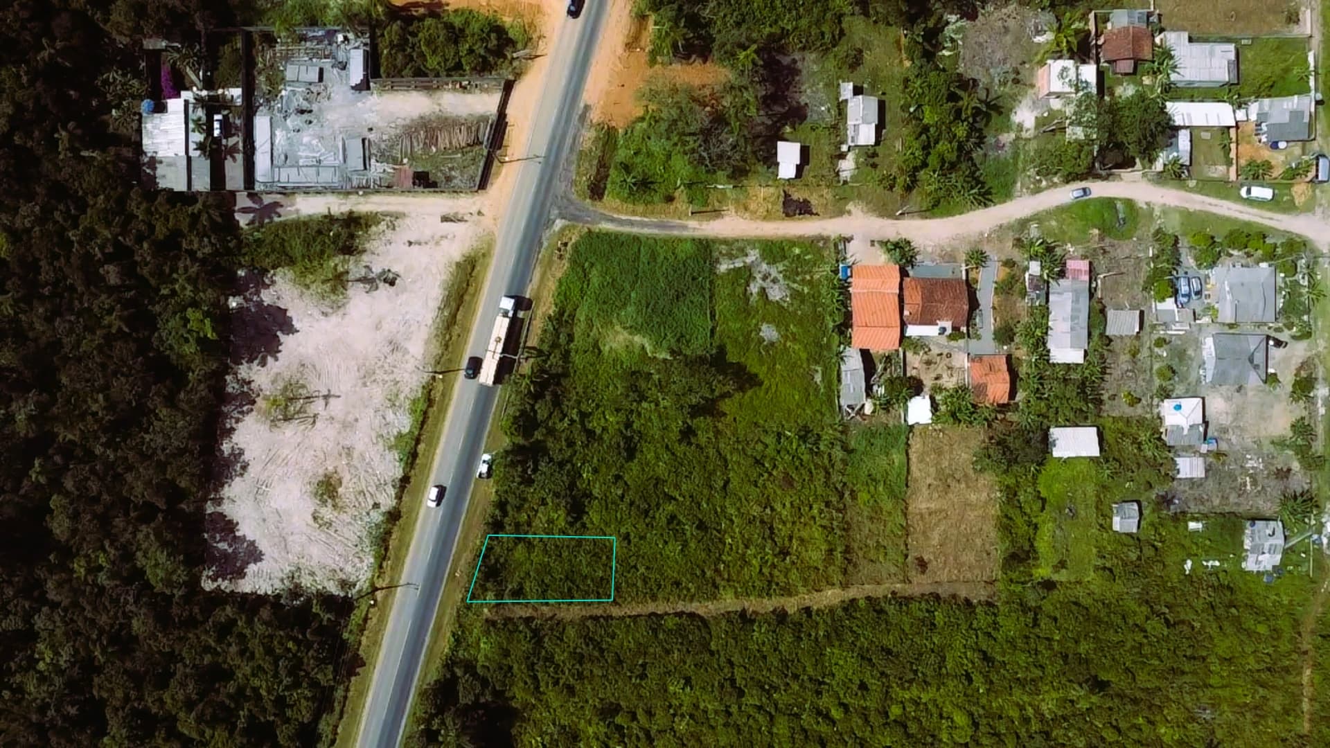 TERRENO COMERCIAL 450m² NA ENTRADA DE ITAPOÁ