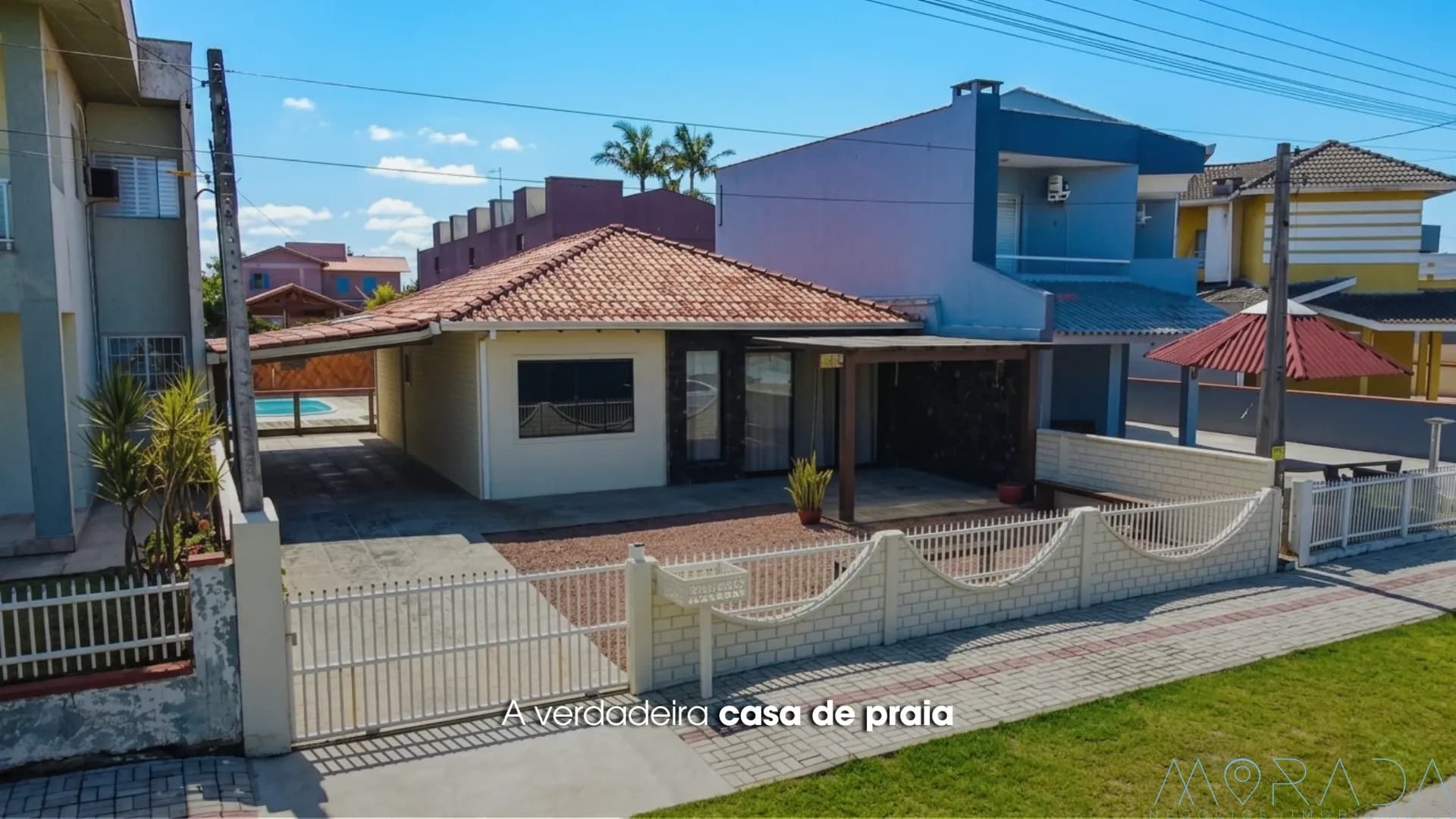 CASA FRENTE MAR AO LADO DA 3° PEDRA