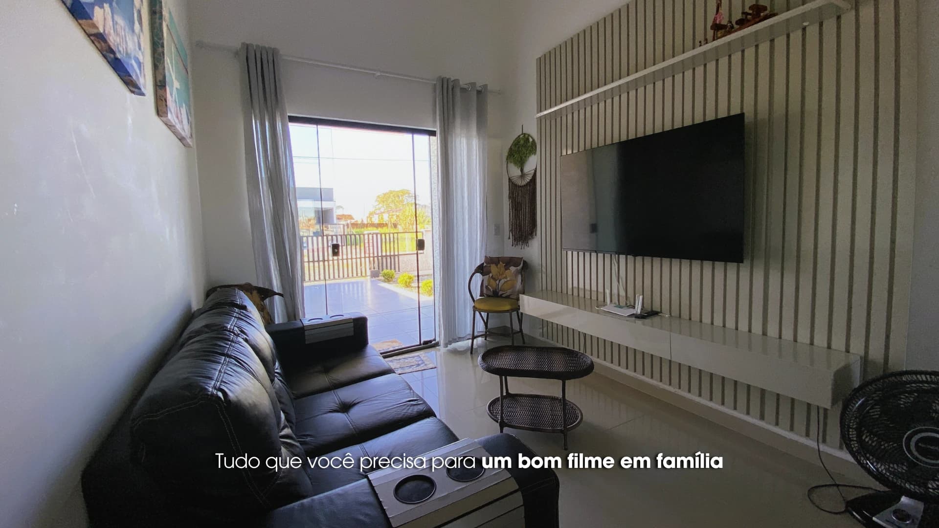 CASA COM PISCINA MOBILIADA A 750M DO MAR