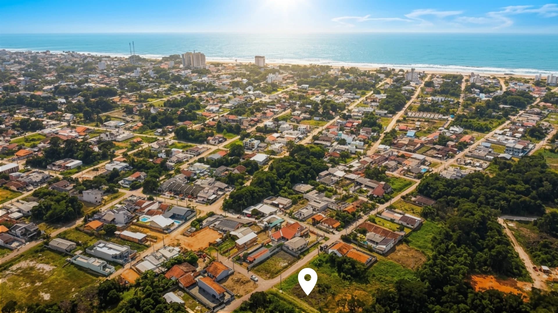 TERRENO LIMPO SEM VEGETAÇÃO A 950m DO MAR