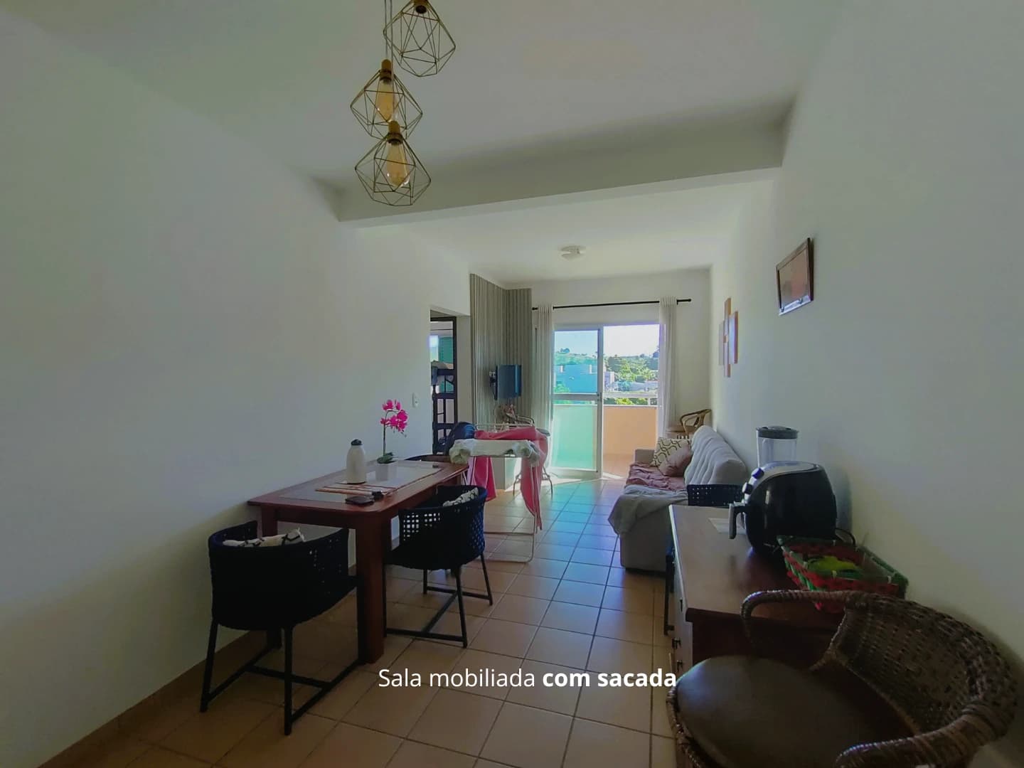 APARTAMENTO DE 2 QUARTOS A 300m DO MAR